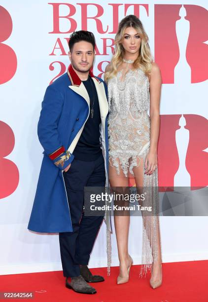 melinda london feet 6