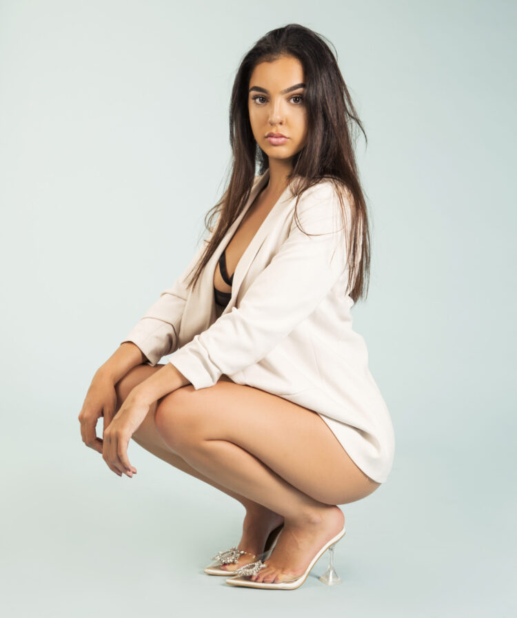 melis kaplan feet 3 scaled