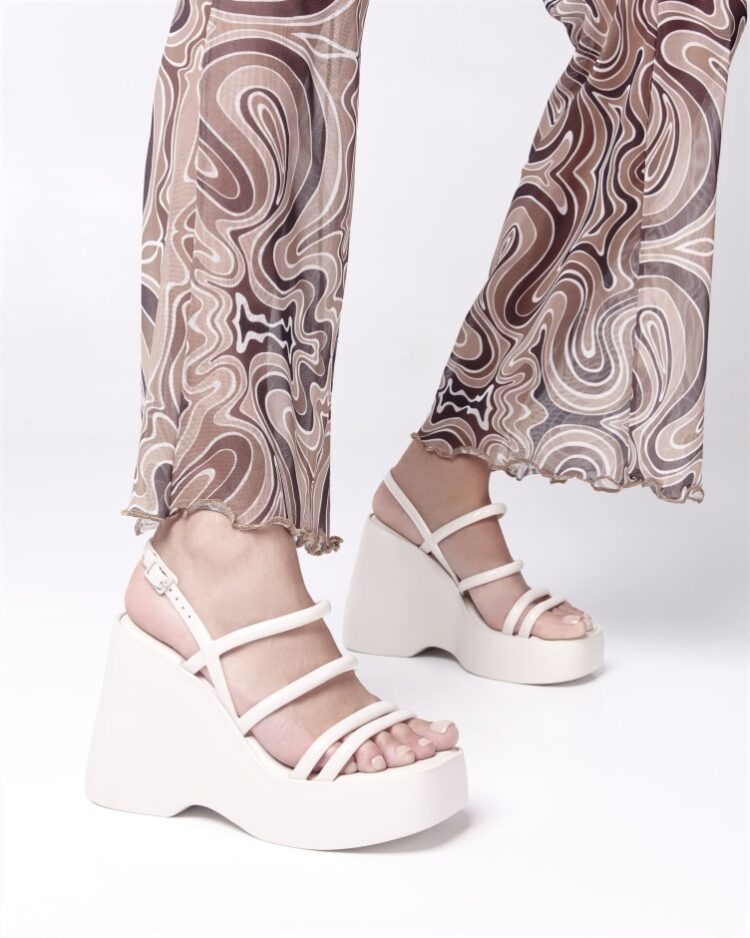 melissa altro feet 5