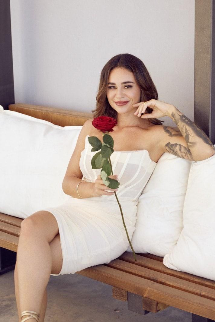 melissa damilia feet 4