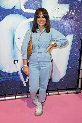 melissa damilia feet 5