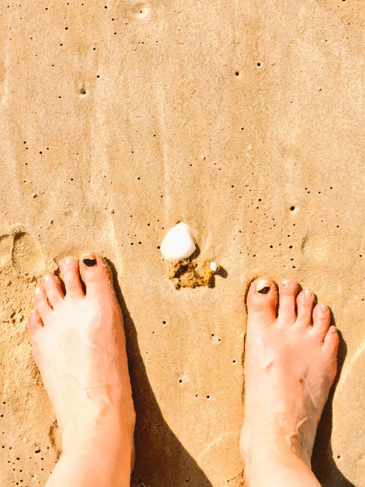 melissa etheridge feet