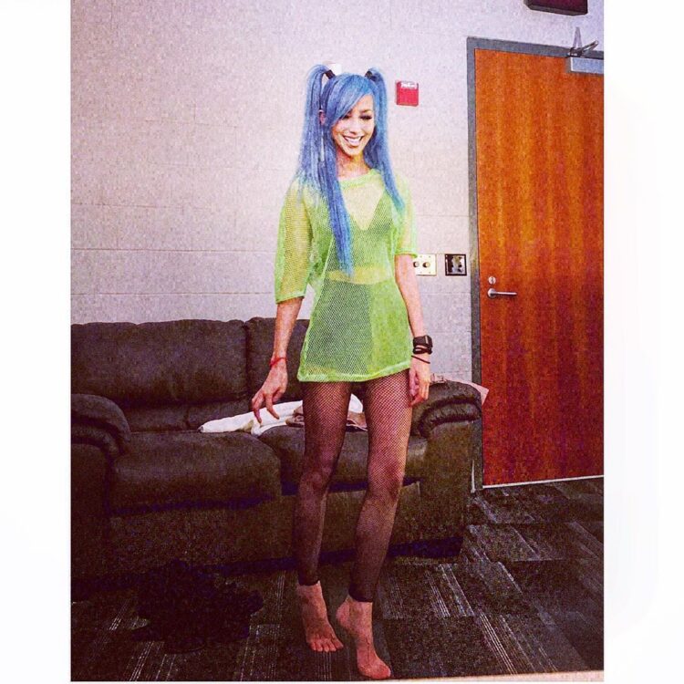 melissa reese feet 6