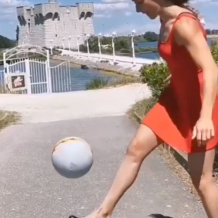 melody donchet feet 1