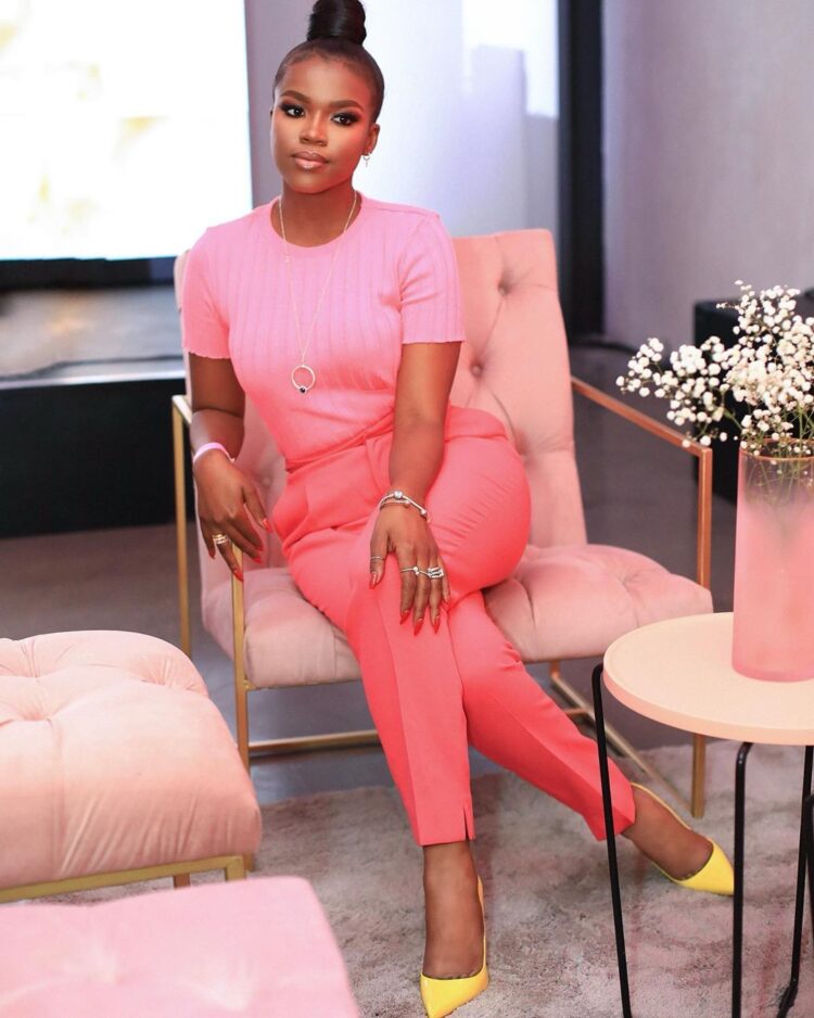 melody molale feet 4