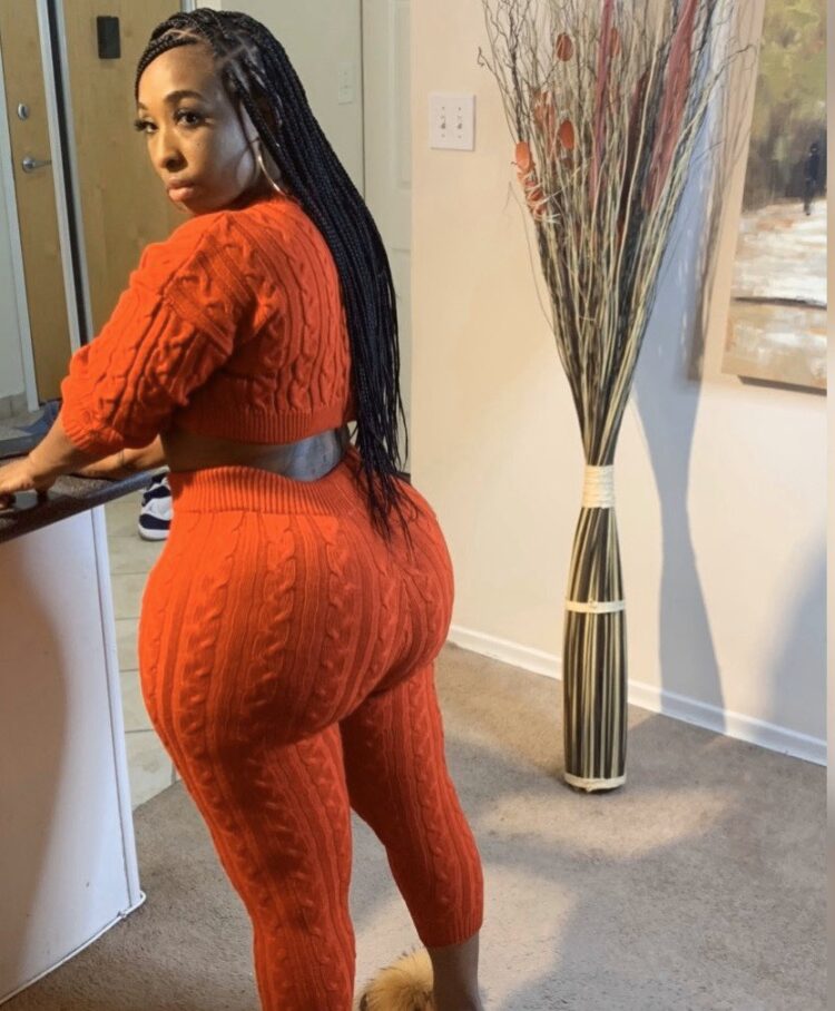 melyssa milan feet 1