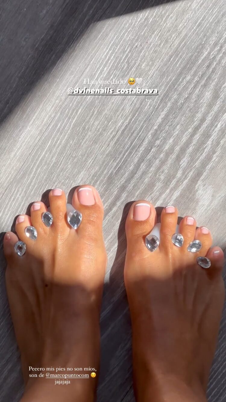 melyssa pinto feet