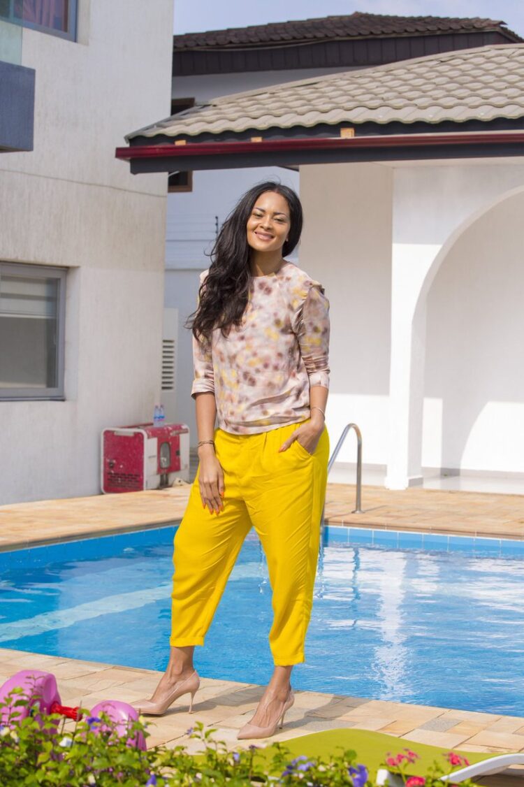 menaye donkor feet 1