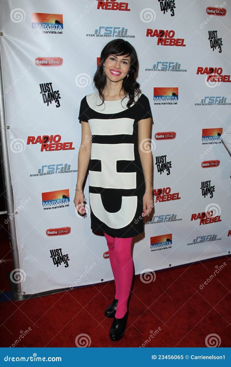 mercedes de la zerda feet 6