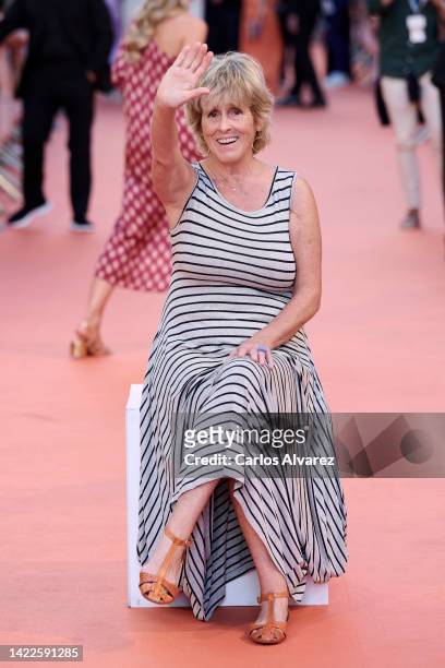 mercedes mila feet 6