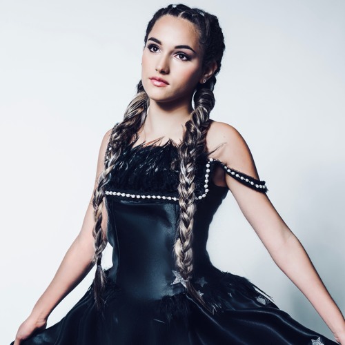 merdix antwinette feet 1