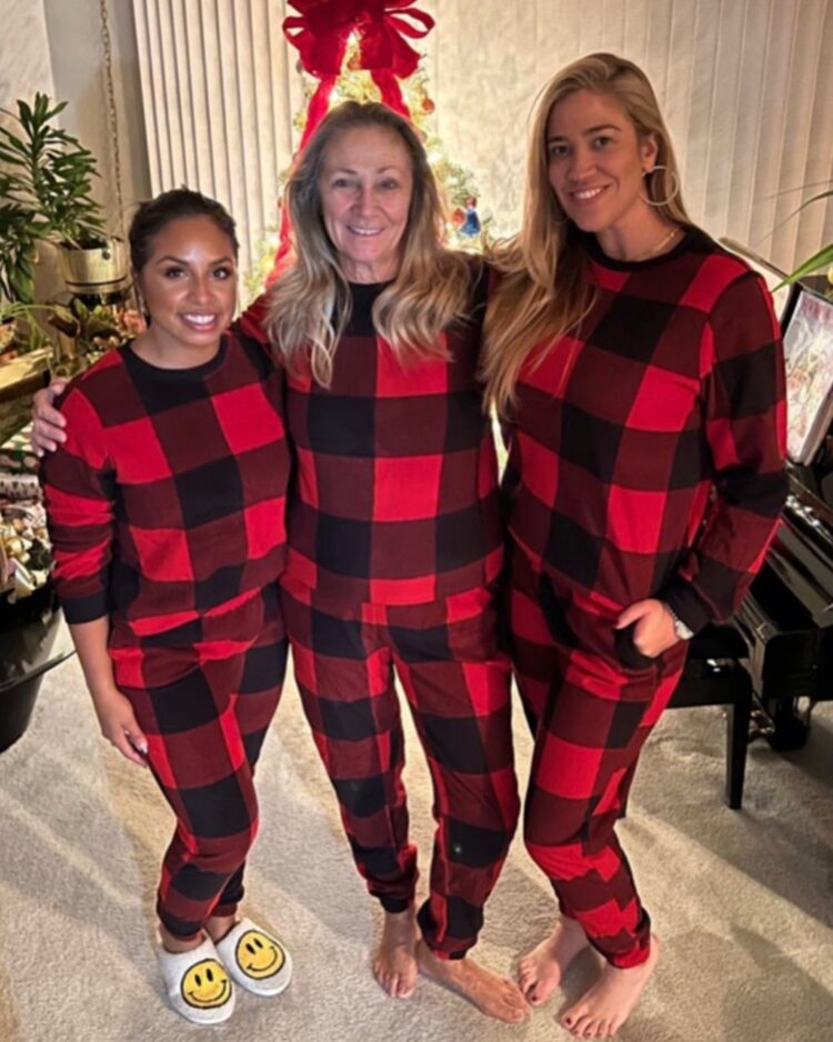 meredith marakovits feet 6