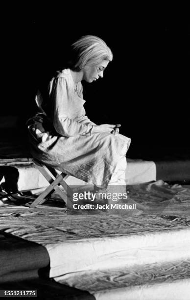 meredith monk feet 3