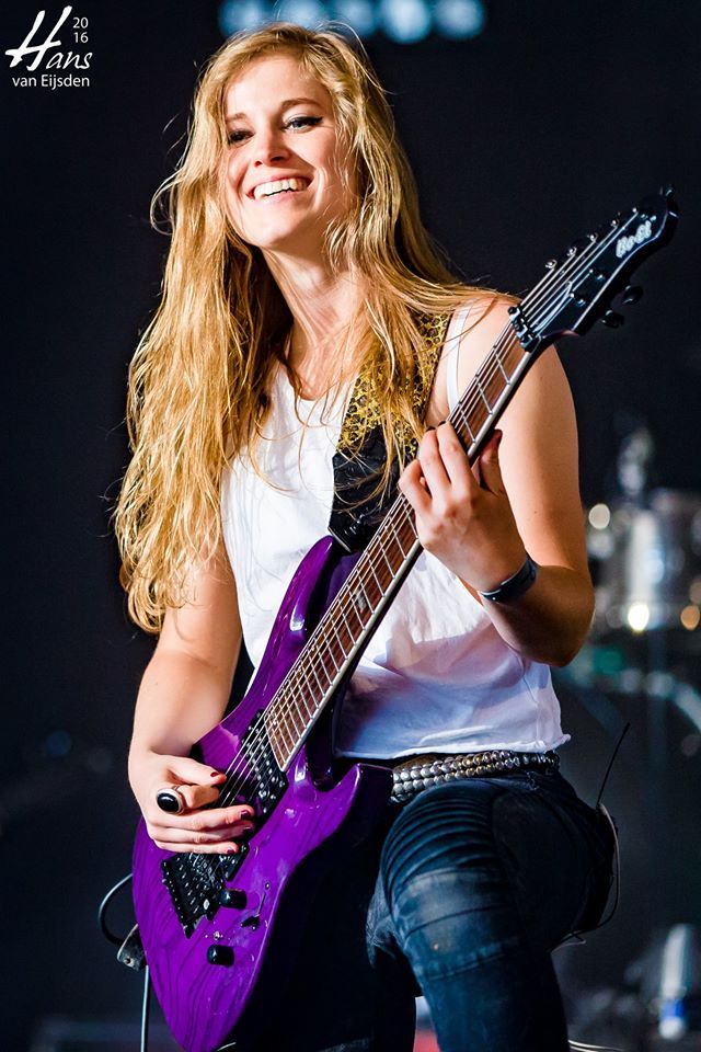 merel bechtold feet 5