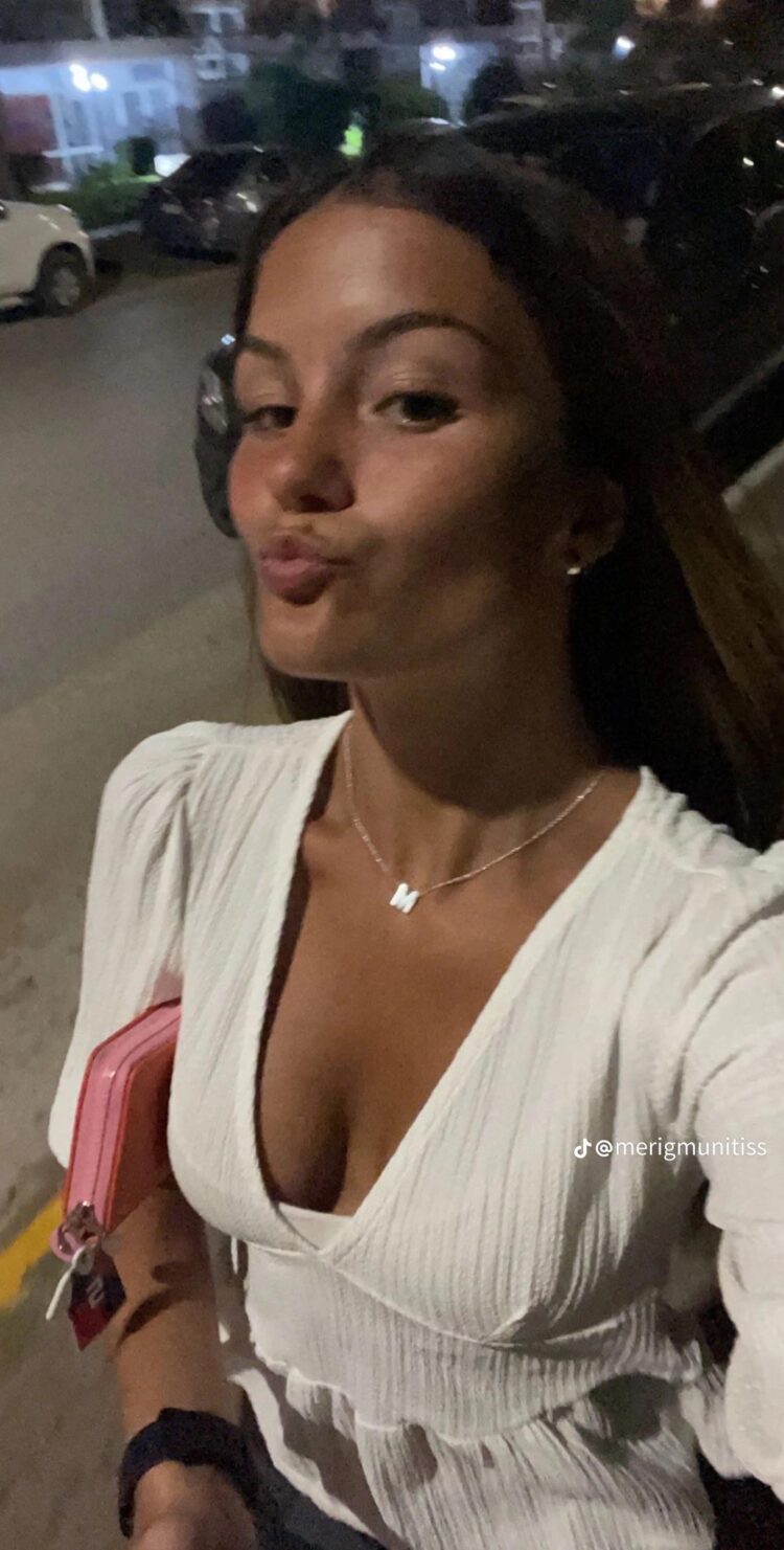 meri garcia munitis feet 5