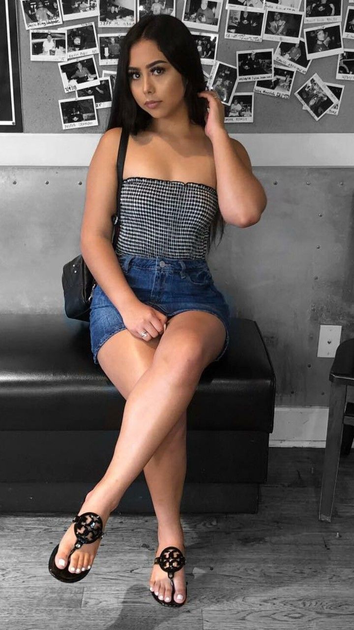 meriyou renna feet 6