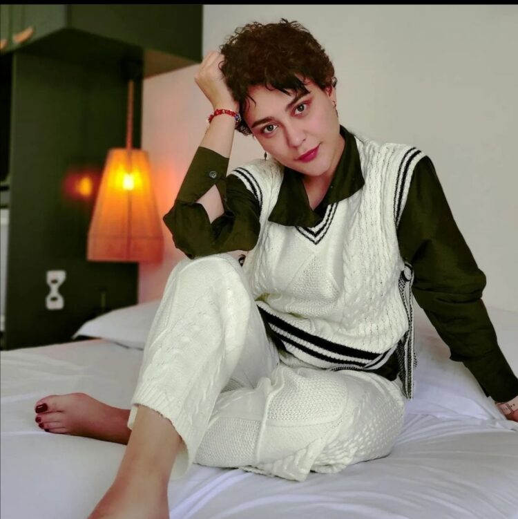 merve cagiran feet 1