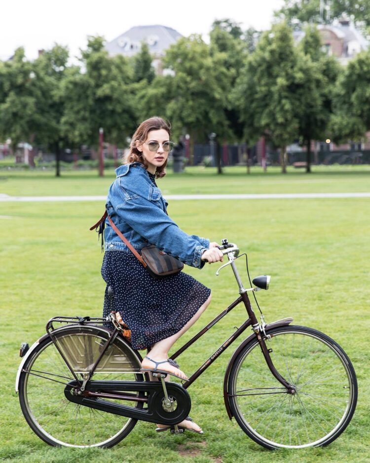 merve ozkaynak feet 6