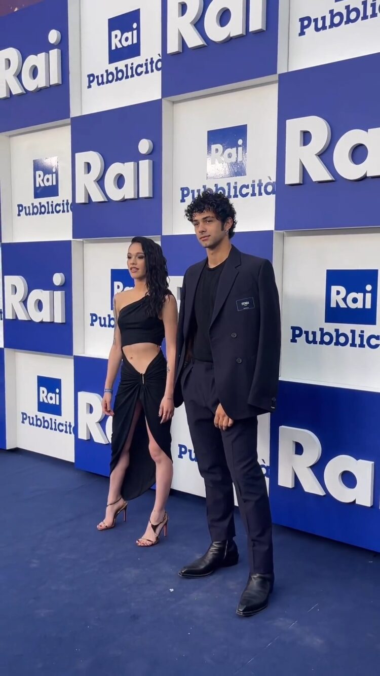 mery esposito feet 1