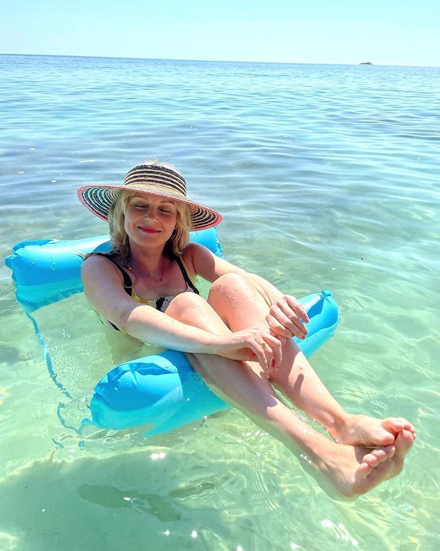 mette lindberg feet