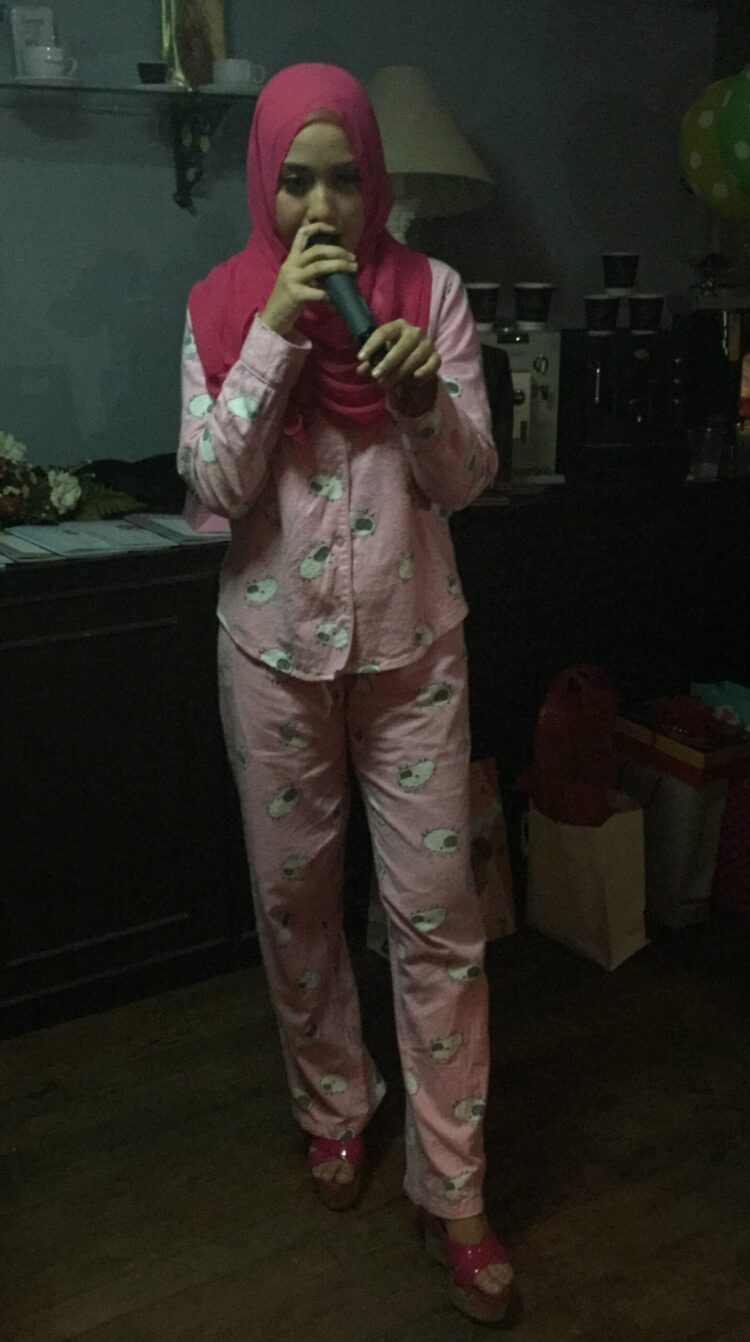 mia ahmad feet 5 scaled