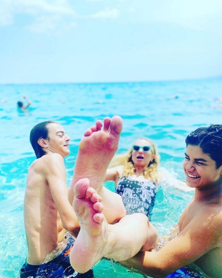 mia di domenico feet 2