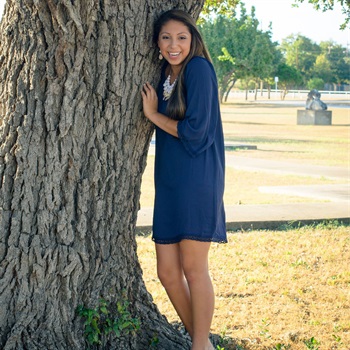 mia hernandez feet 5