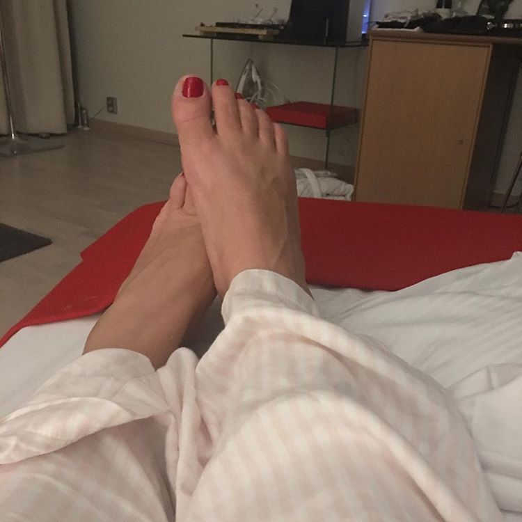 mia parnevik feet