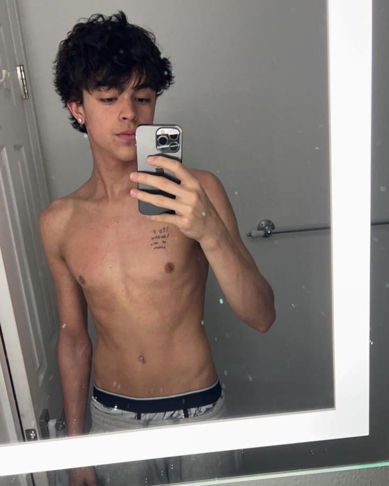 mia scalzotto feet 3