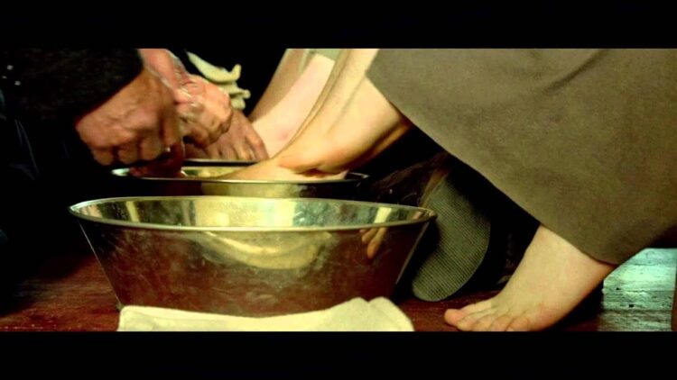 mia wasikowska feet 4