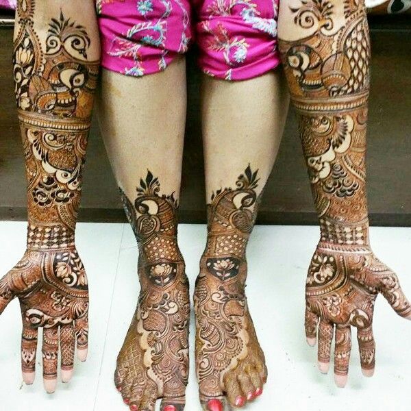 mica martinez feet 5