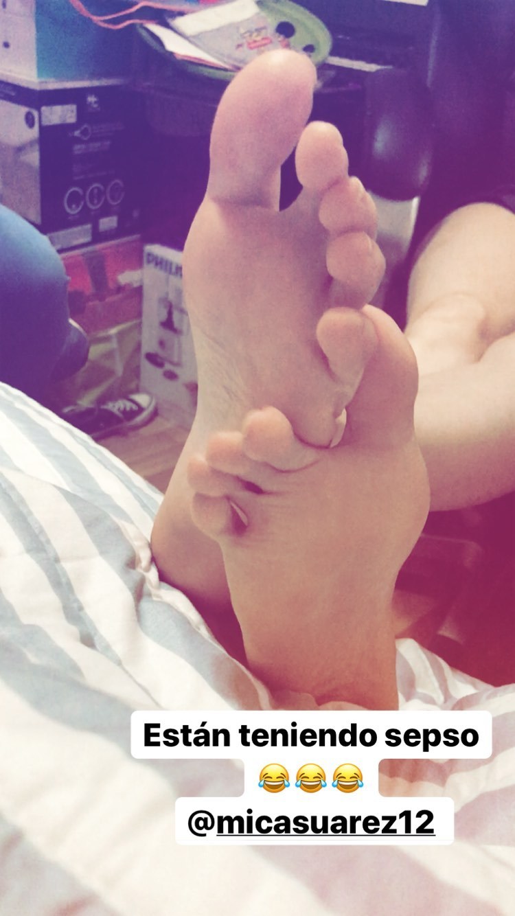mica suarez feet