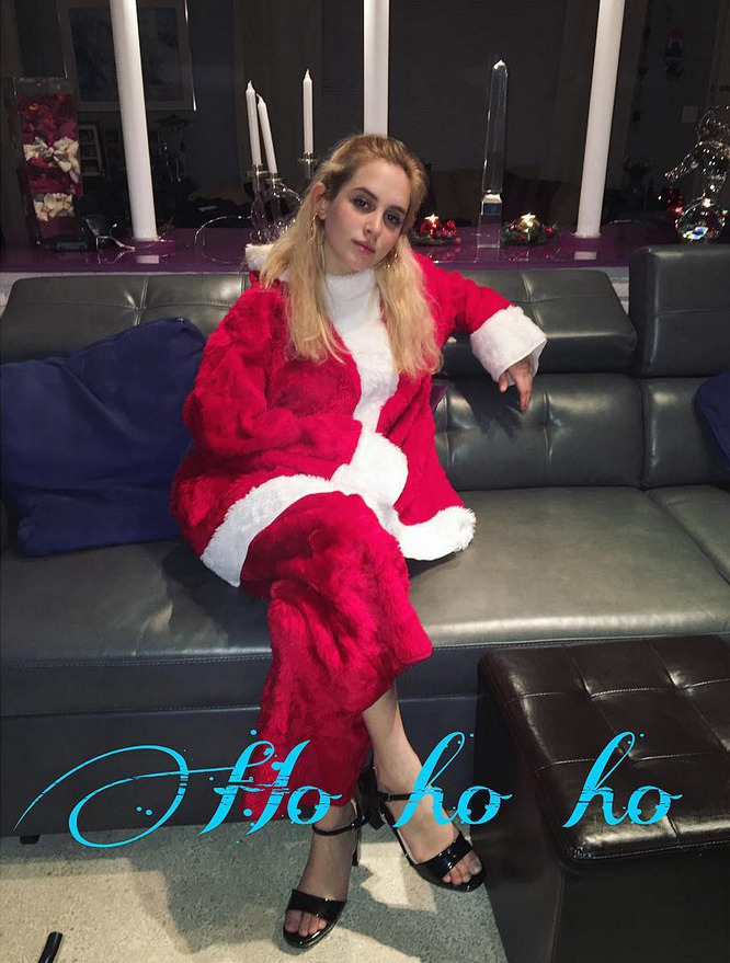 mica tenenbaum feet 4