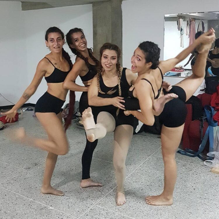 michele andrade feet 4