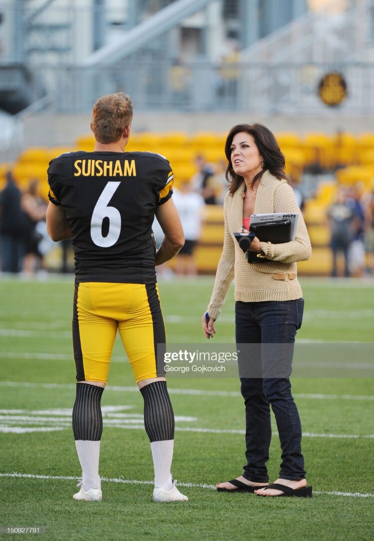 michele tafoya feet 5