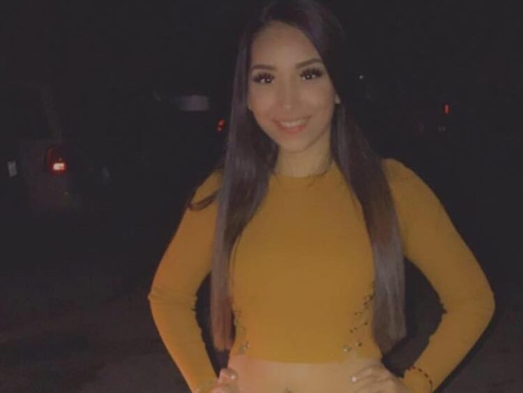 michelle baez feet 3