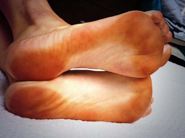 michelle beadle feet 2