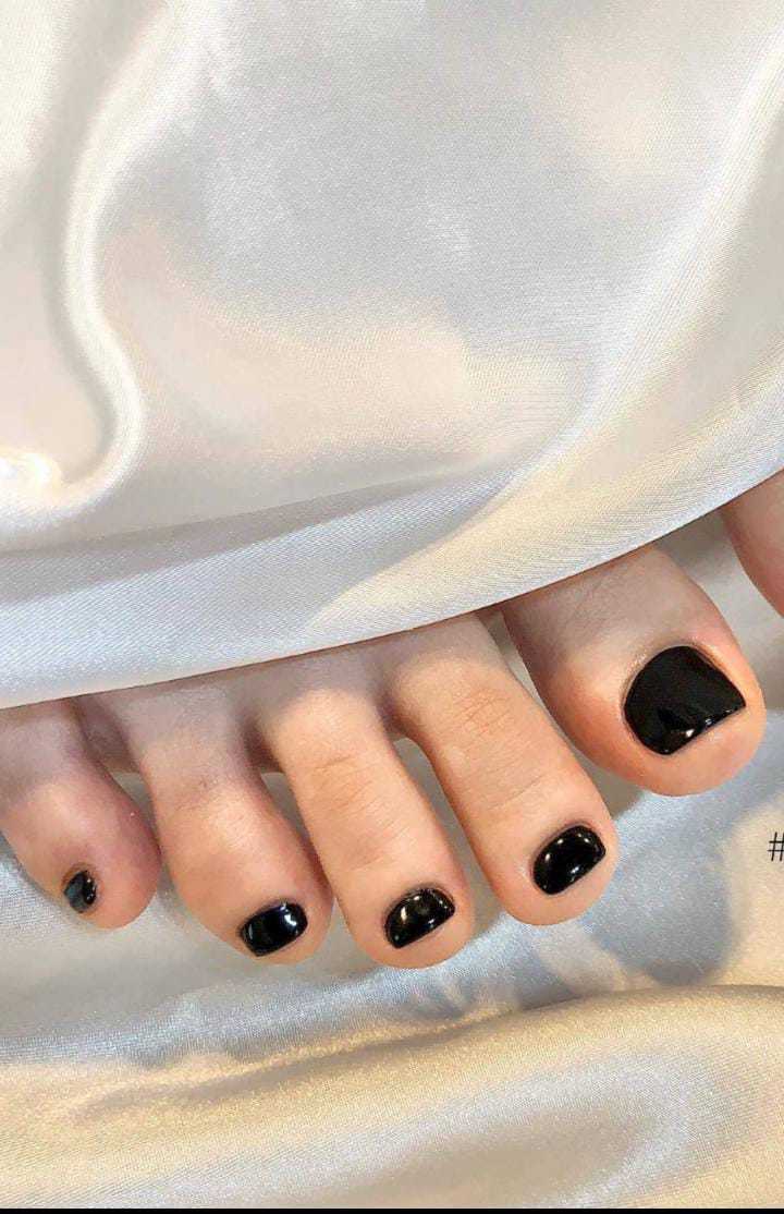 michelle bolsonaro feet 2