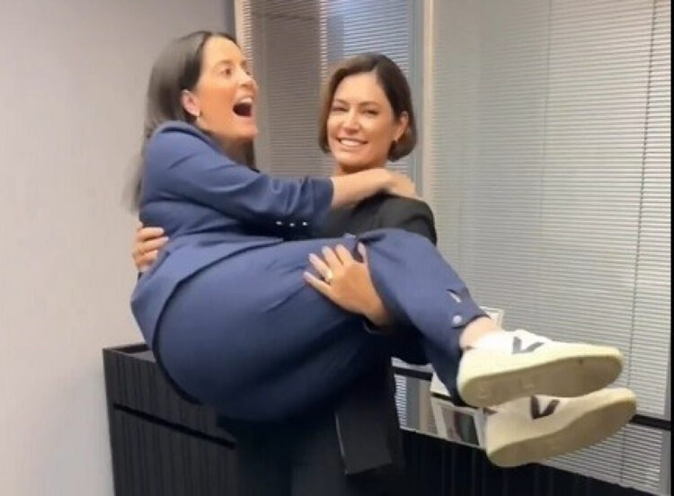 michelle bolsonaro feet 3