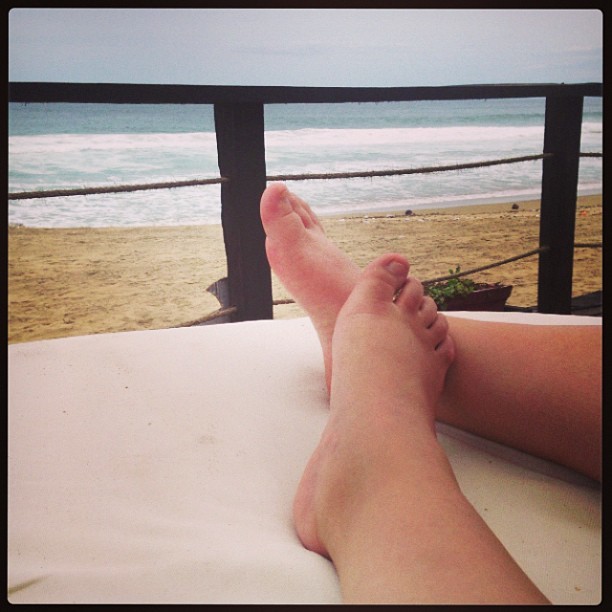 michelle de regil feet 3