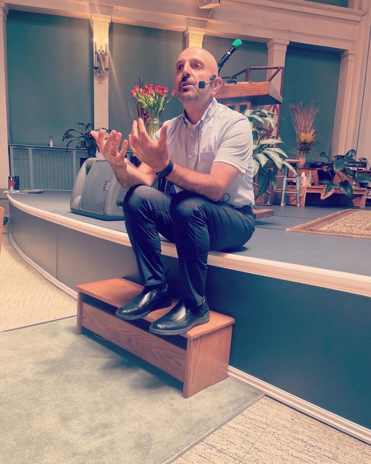 michelle montezeri feet 6