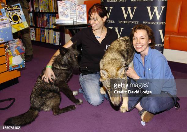 michelle paver feet 2