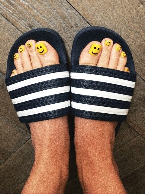 michelle perry feet 6