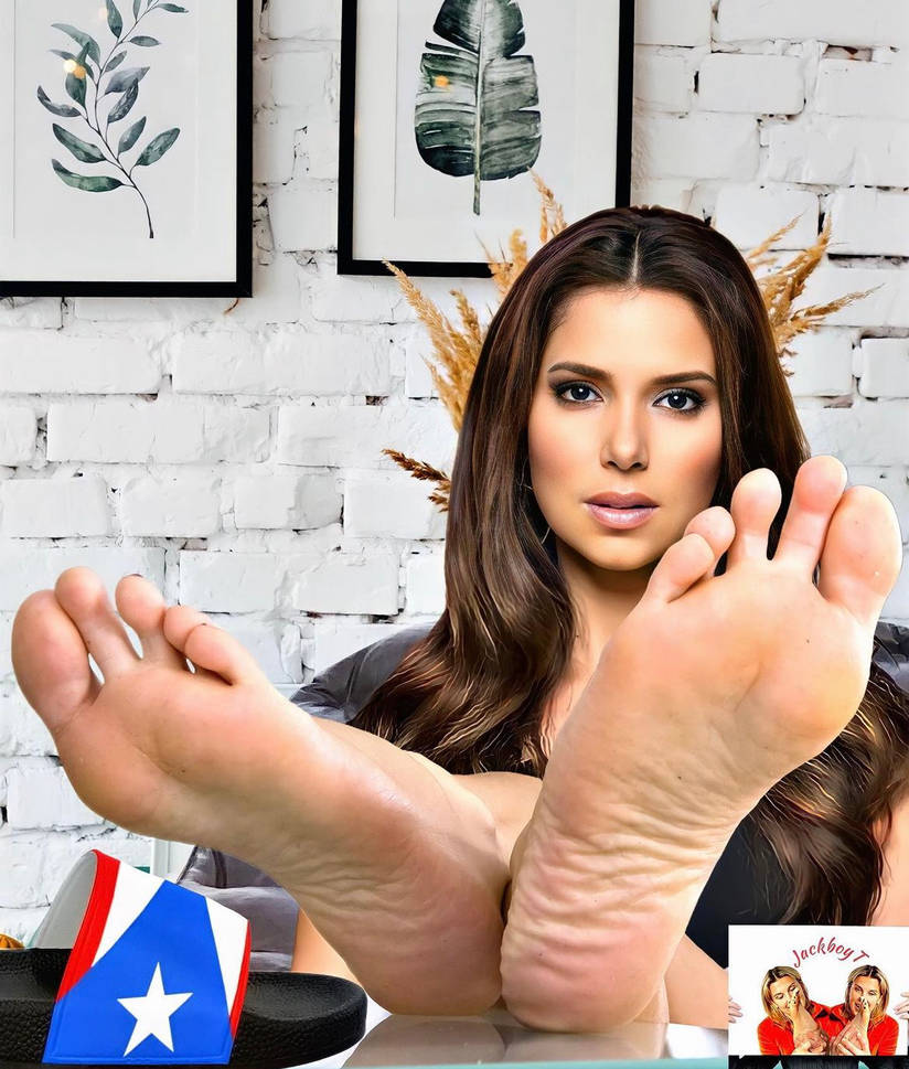 michelle sanchez feet 4