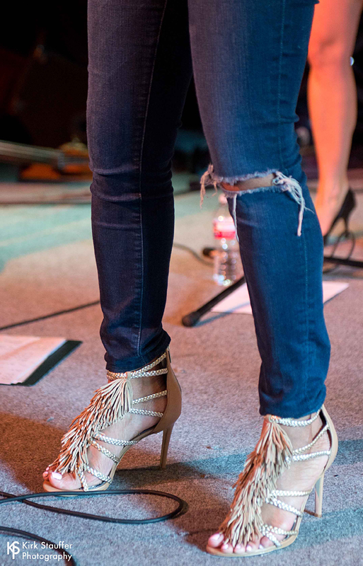 mickey guyton feet 1