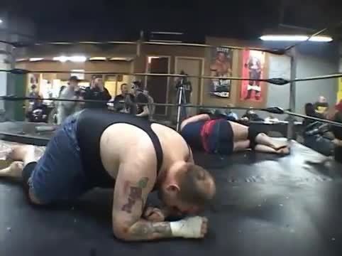 mickie knuckles feet 1