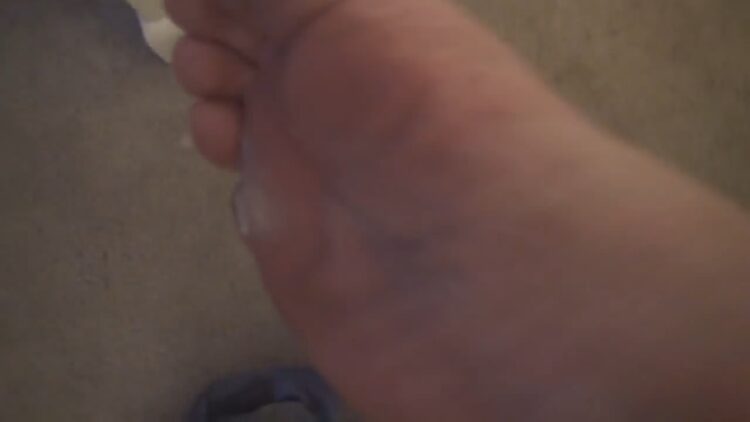 micky green feet 3