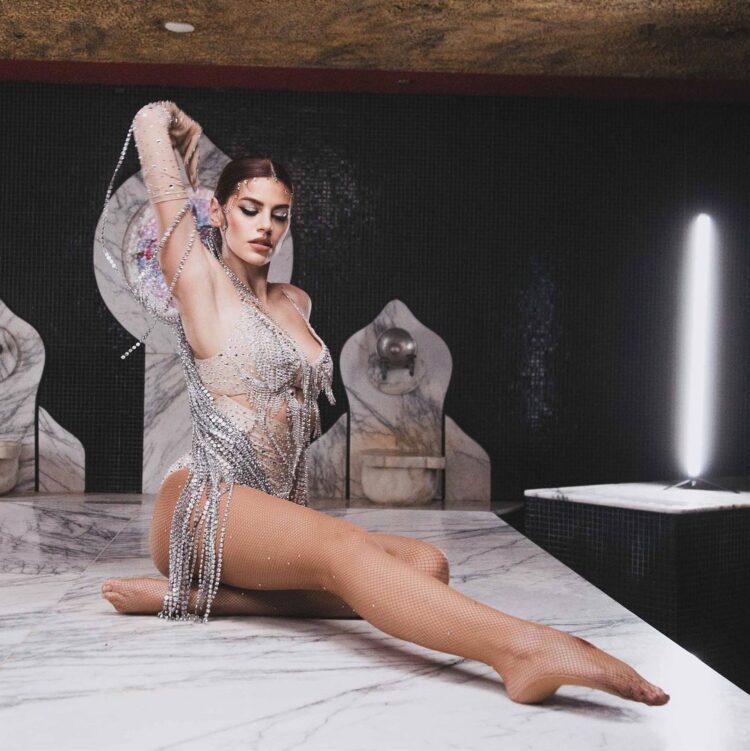 mihaela fileva feet 3