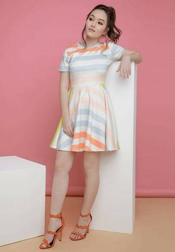 mika dela cruz feet 5