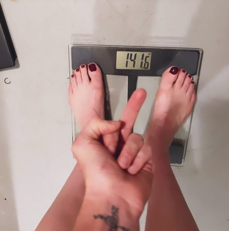 mikaela mayer feet 2